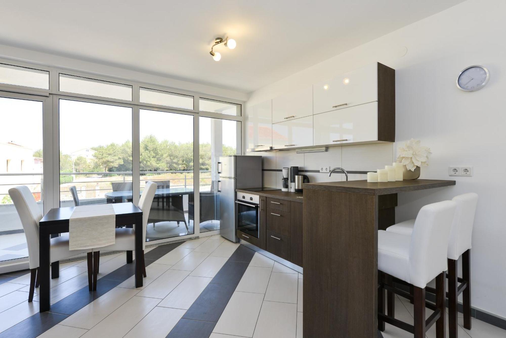 Apartmani Martin Mit Beheiztem Pool With Heated Pool Bibinje Exterior foto