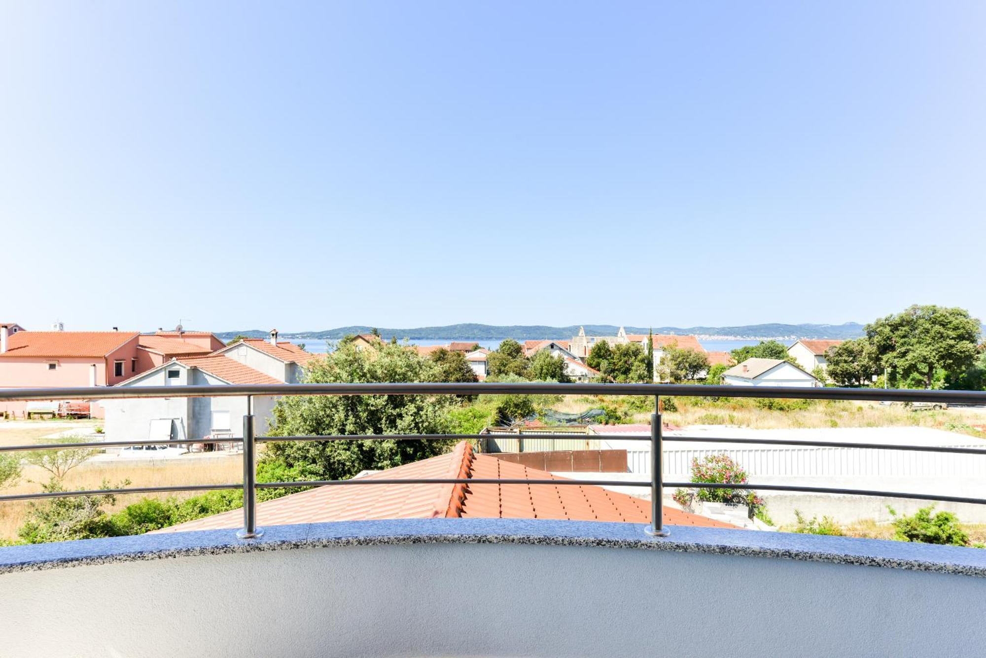 Apartmani Martin Mit Beheiztem Pool With Heated Pool Bibinje Exterior foto